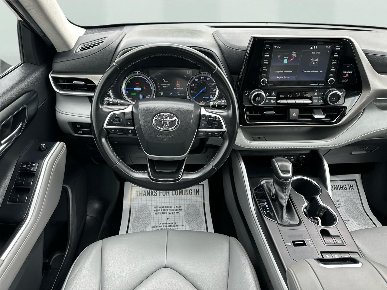 Toyota Highlander Hybrid XLE AWD 2022