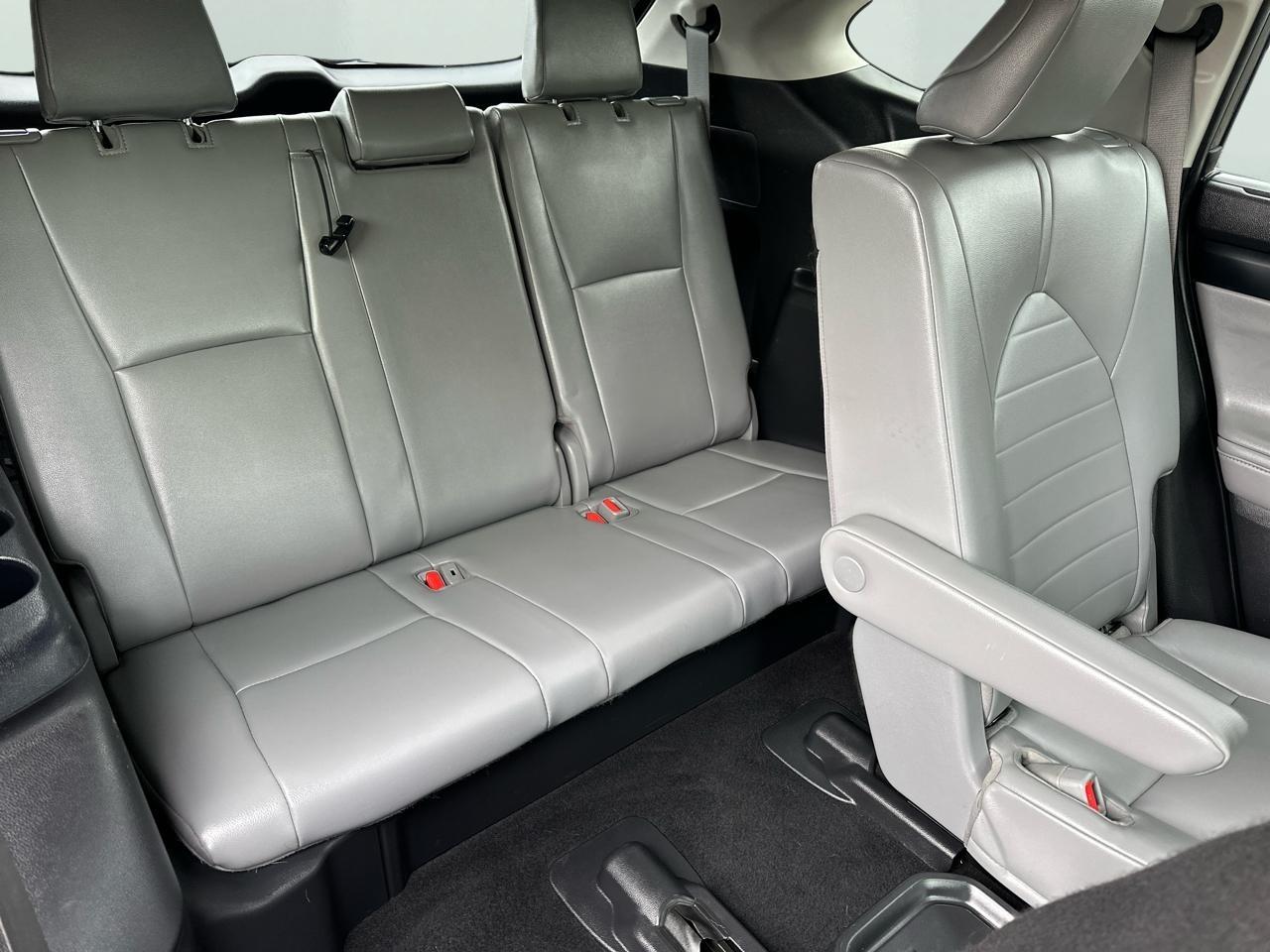 Toyota Highlander Hybrid XLE AWD 2022