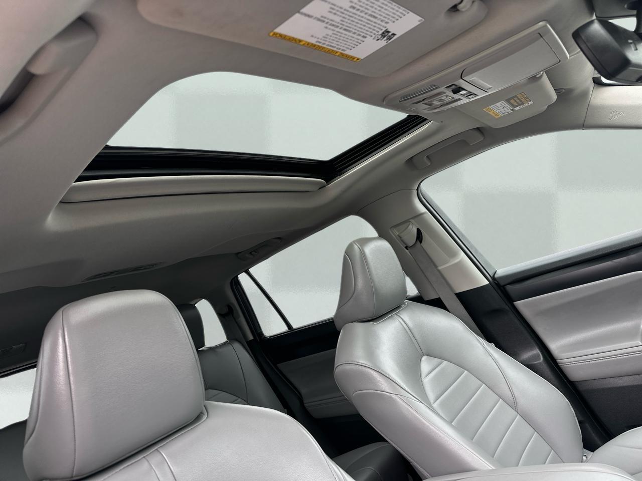 Toyota Highlander Hybrid XLE AWD 2022