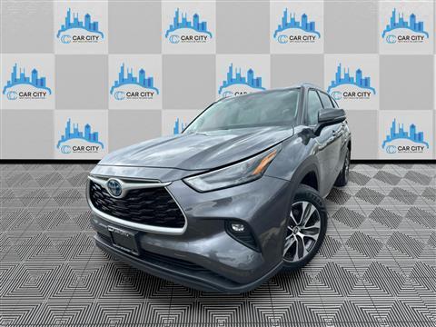 2022 Toyota Highlander Hybrid XLE AWD