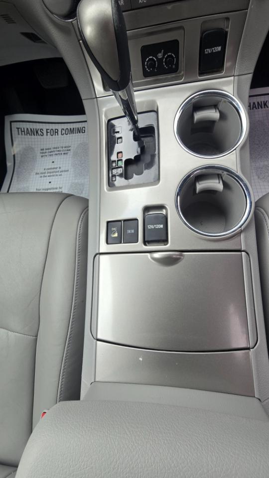 Toyota Highlander SE AWD V6 2013