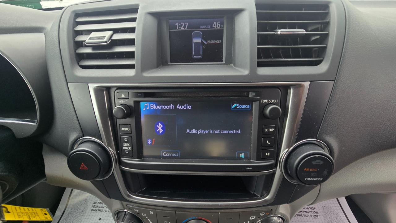 Toyota Highlander SE AWD V6 2013