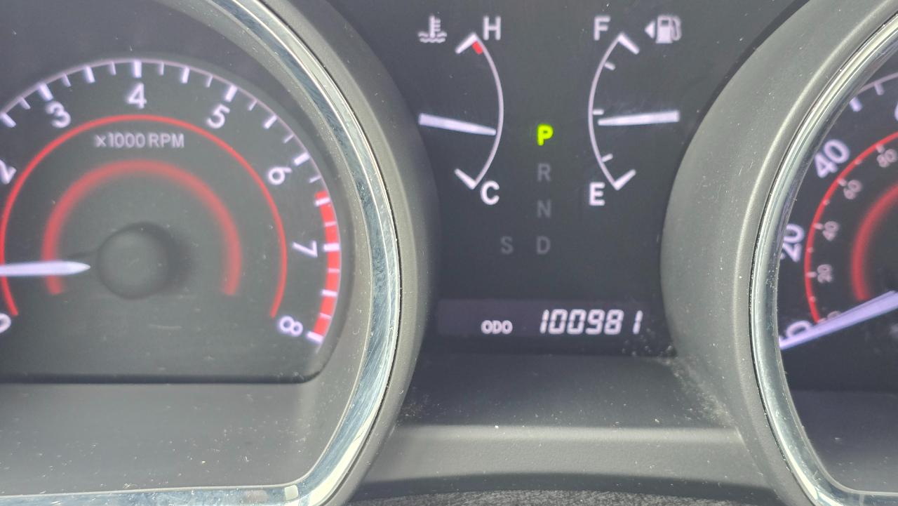 Toyota Highlander SE AWD V6 2013