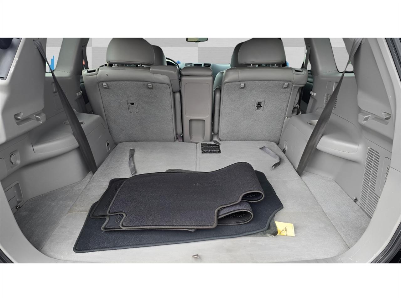 Toyota Highlander SE AWD V6 2013