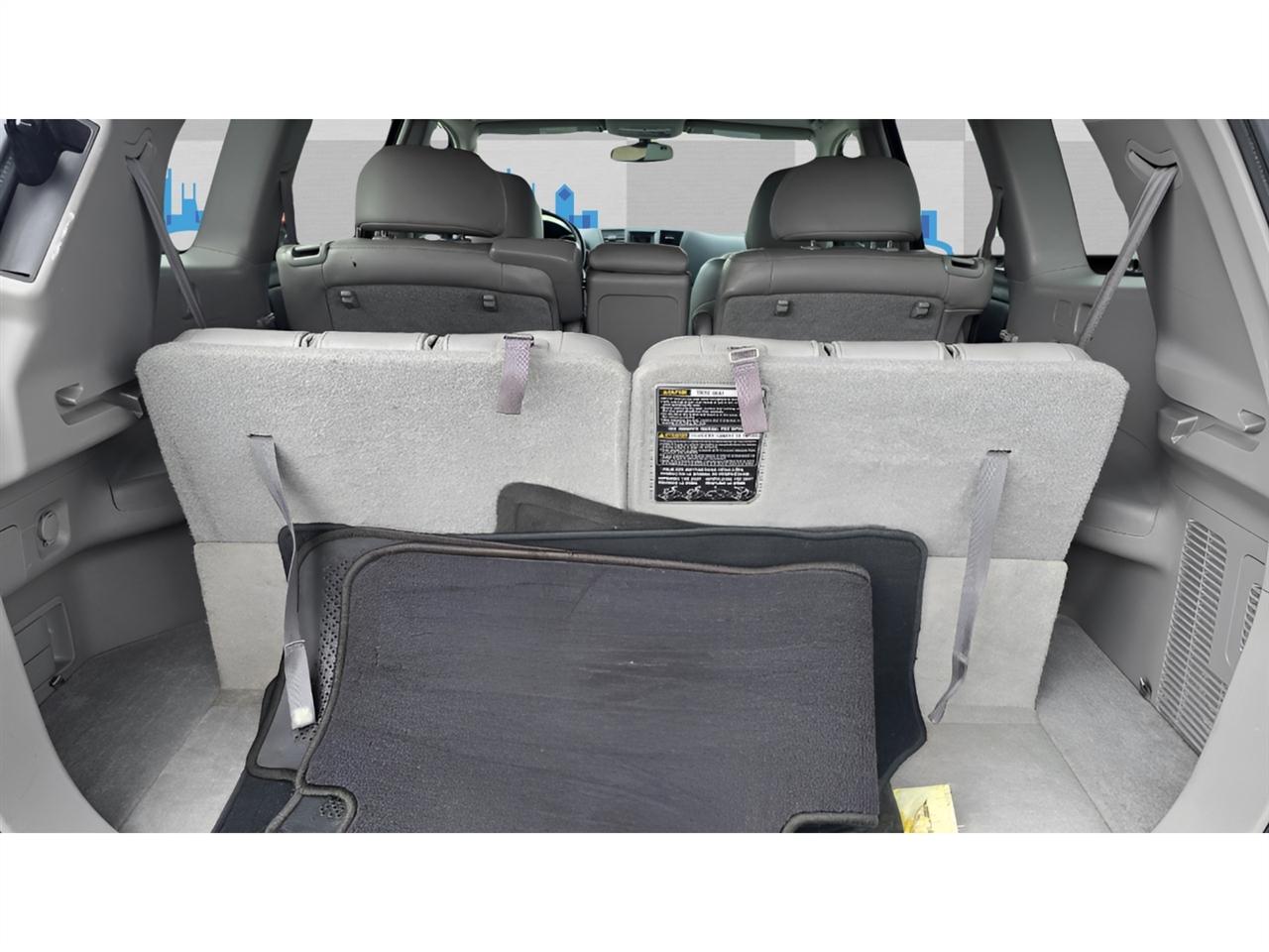 Toyota Highlander SE AWD V6 2013