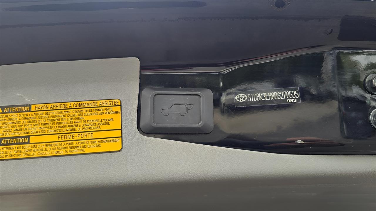 Toyota Highlander SE AWD V6 2013