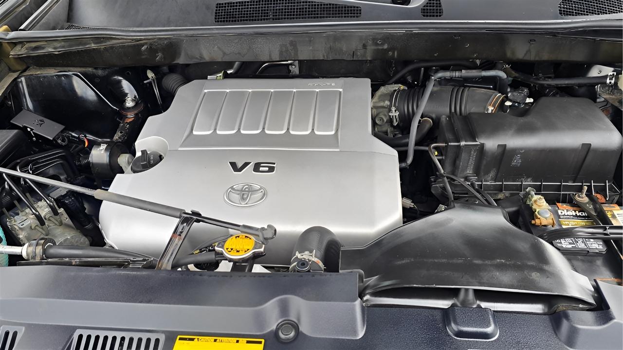 Toyota Highlander SE AWD V6 2013