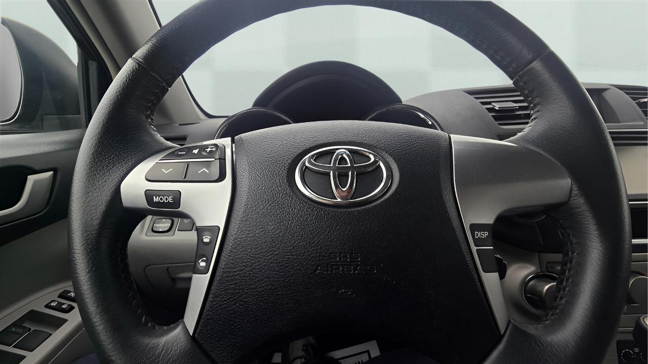 Toyota Highlander SE AWD V6 2013