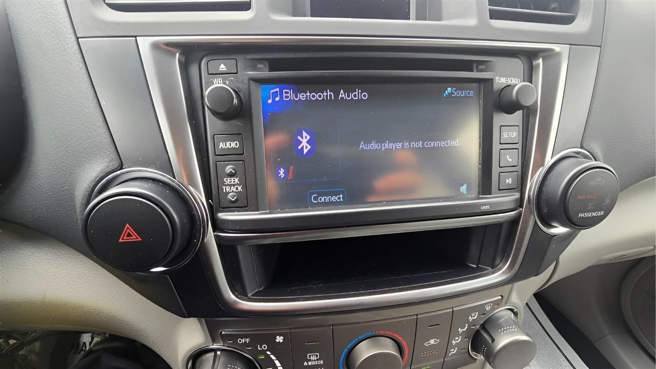 Toyota Highlander SE AWD V6 2013