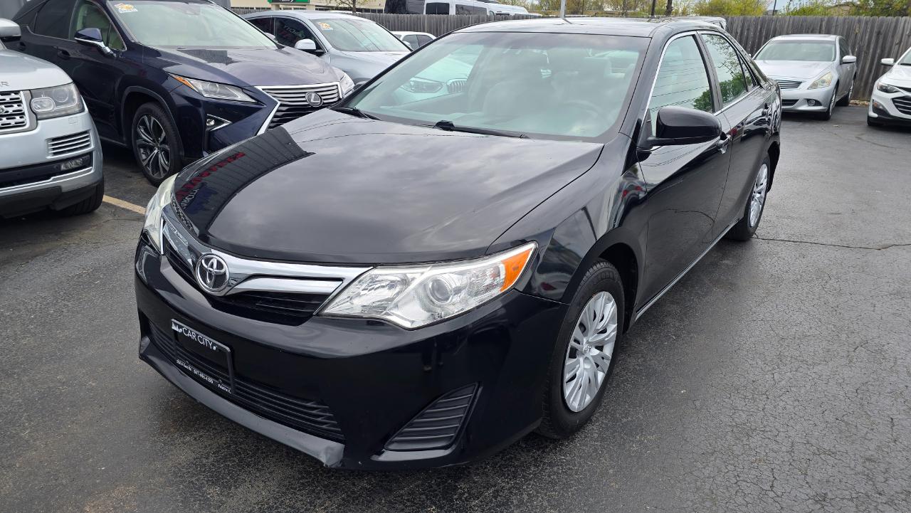 Toyota Camry LE 2014