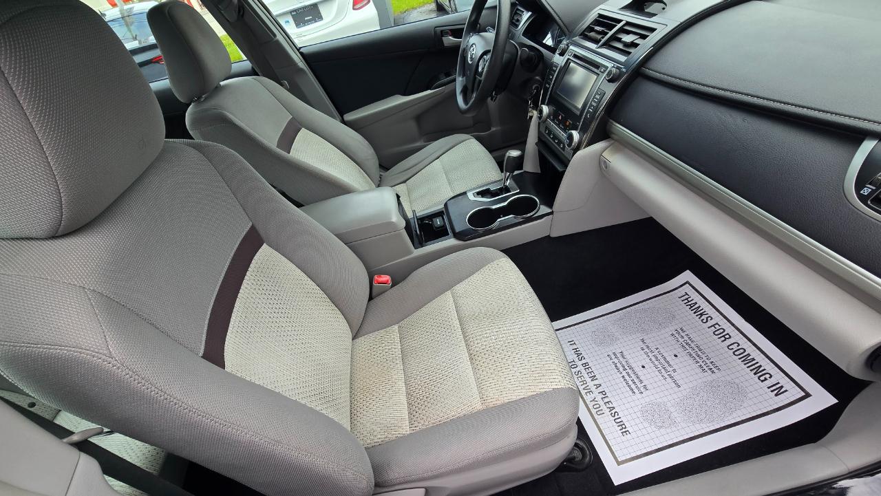 Toyota Camry LE 2014