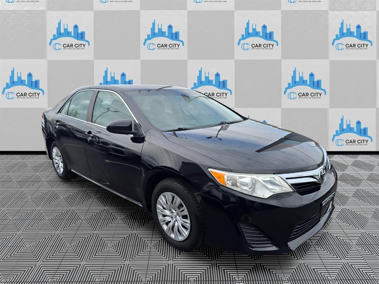 Toyota Camry LE 2014