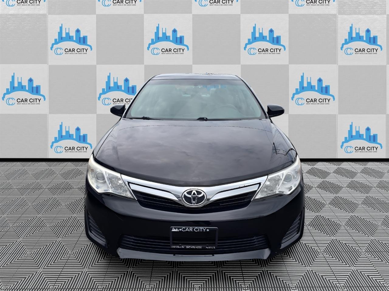 Toyota Camry LE 2014