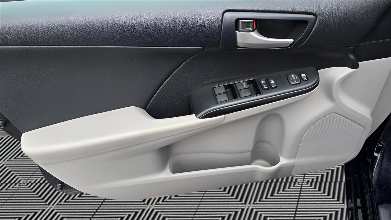 Toyota Camry LE 2014