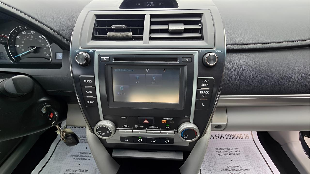 Toyota Camry LE 2014