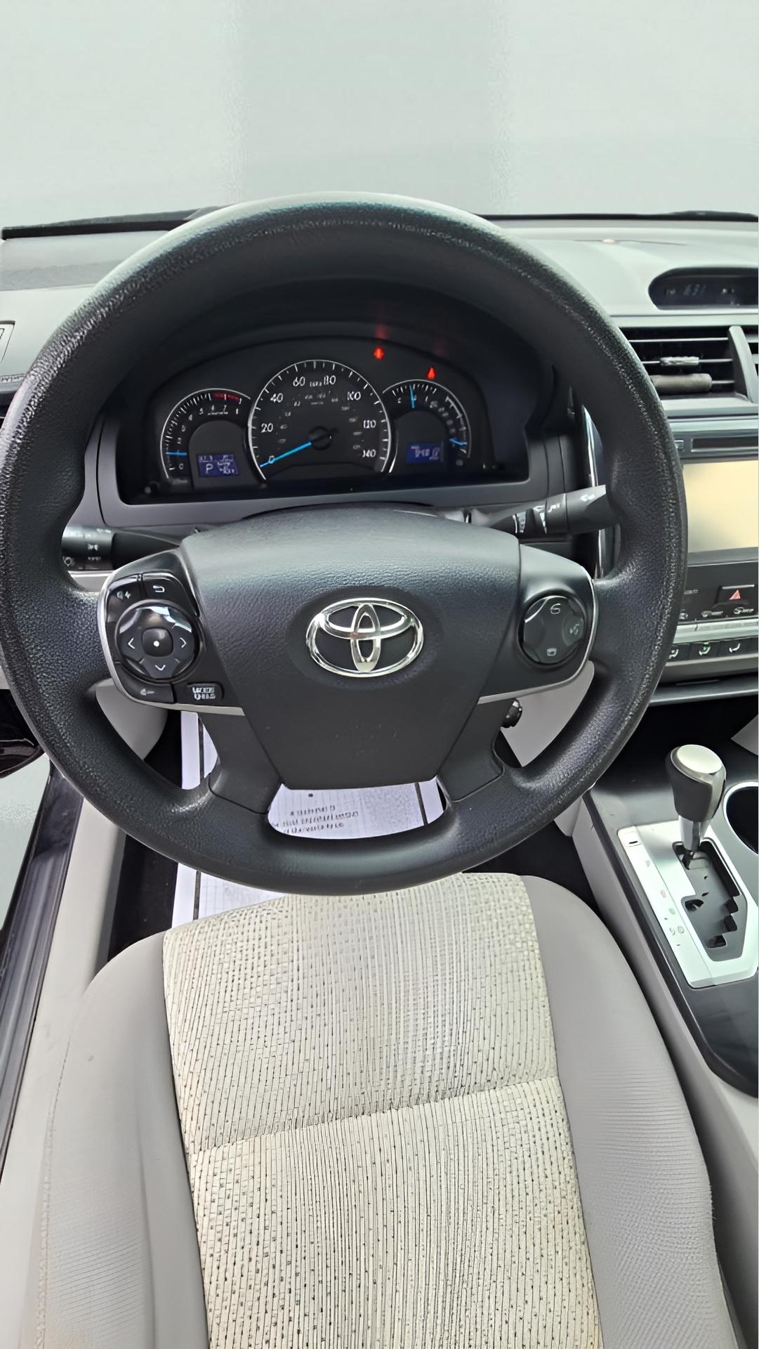 Toyota Camry LE 2014