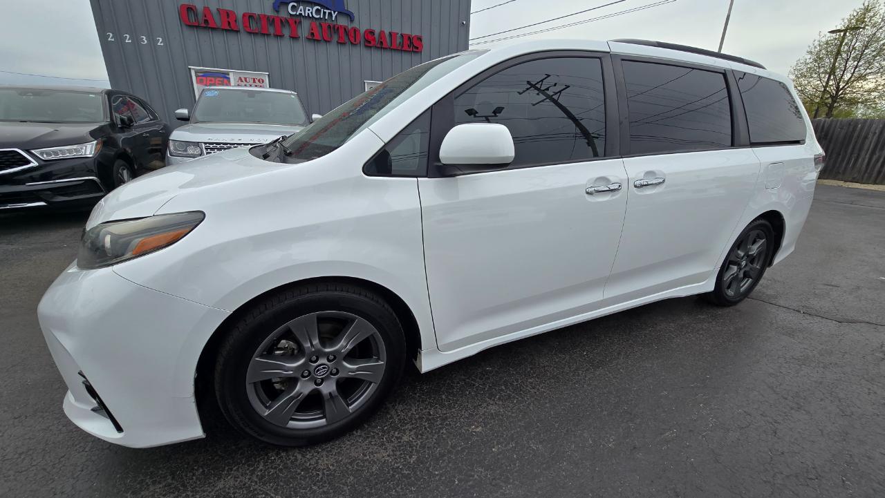 Toyota Sienna SE 8-Passenger 2018