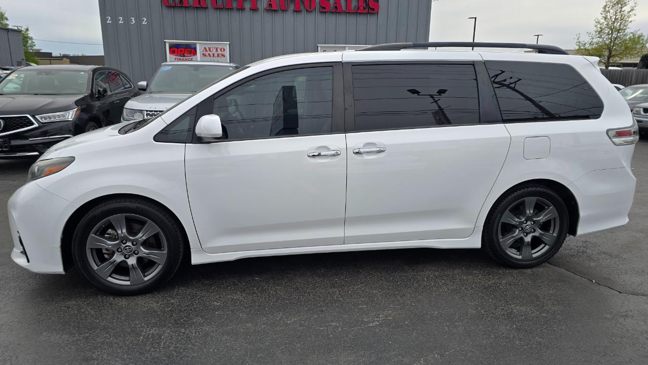 Toyota Sienna SE 8-Passenger 2018