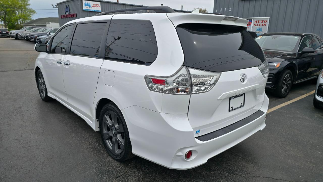 Toyota Sienna SE 8-Passenger 2018