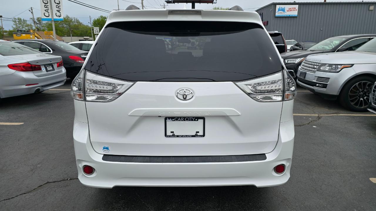 Toyota Sienna SE 8-Passenger 2018
