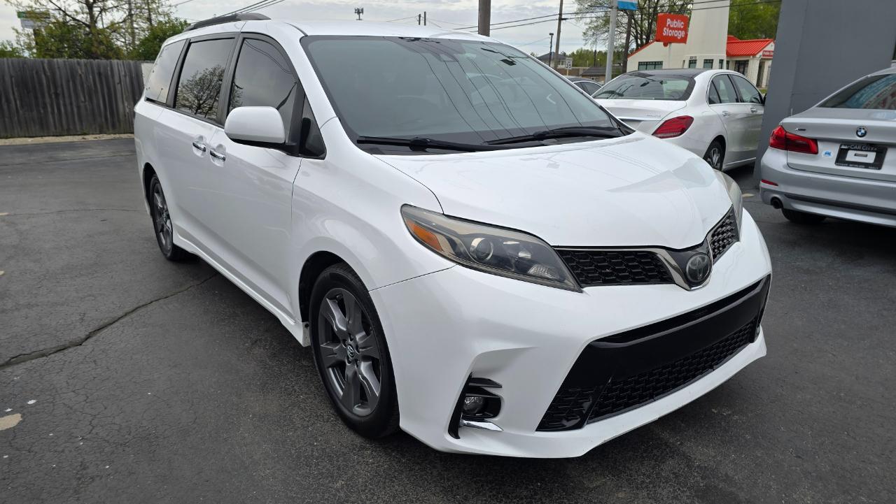 Toyota Sienna SE 8-Passenger 2018