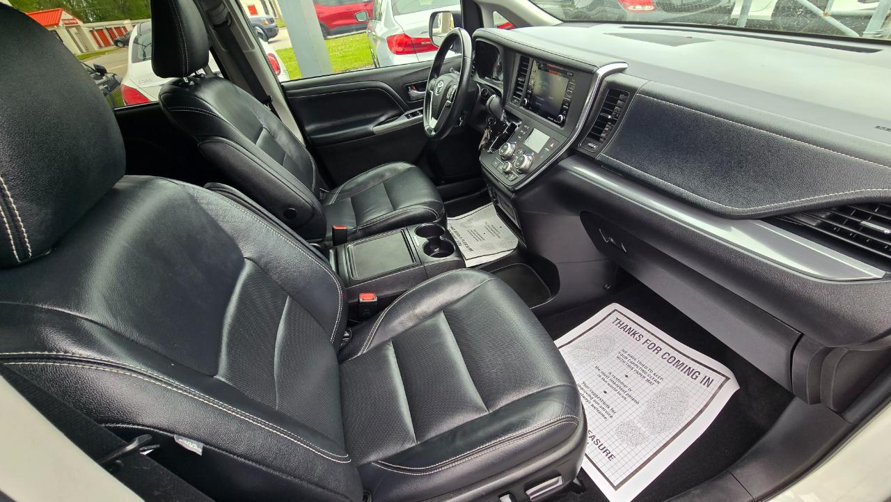 Toyota Sienna SE 8-Passenger 2018