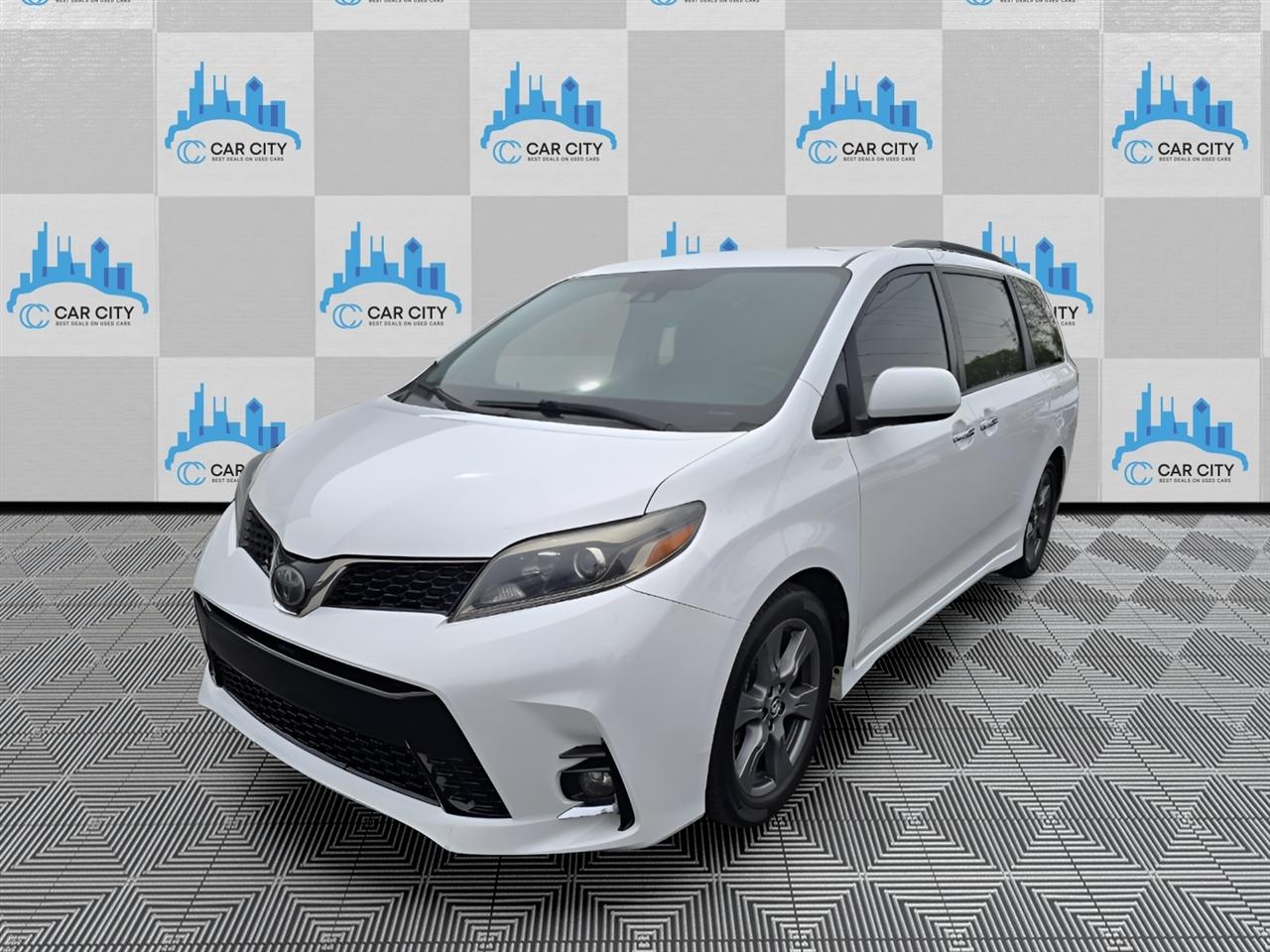 Toyota Sienna SE 8-Passenger 2018