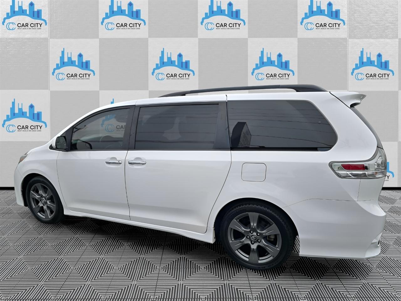 Toyota Sienna SE 8-Passenger 2018