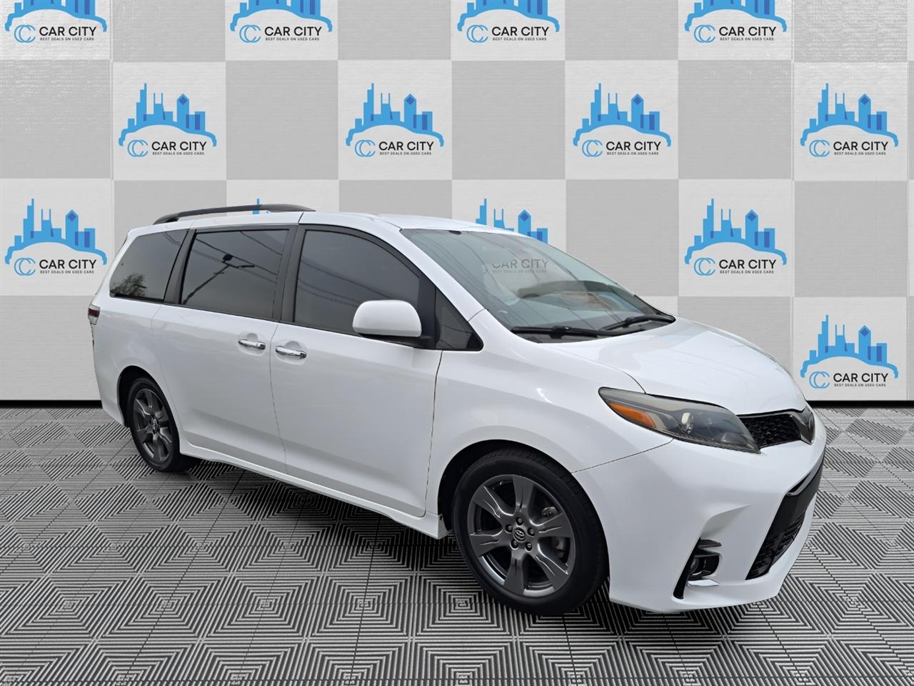 Toyota Sienna SE 8-Passenger 2018