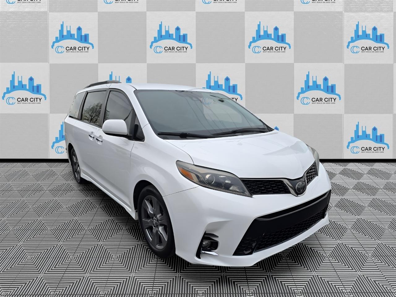 Toyota Sienna SE 8-Passenger 2018