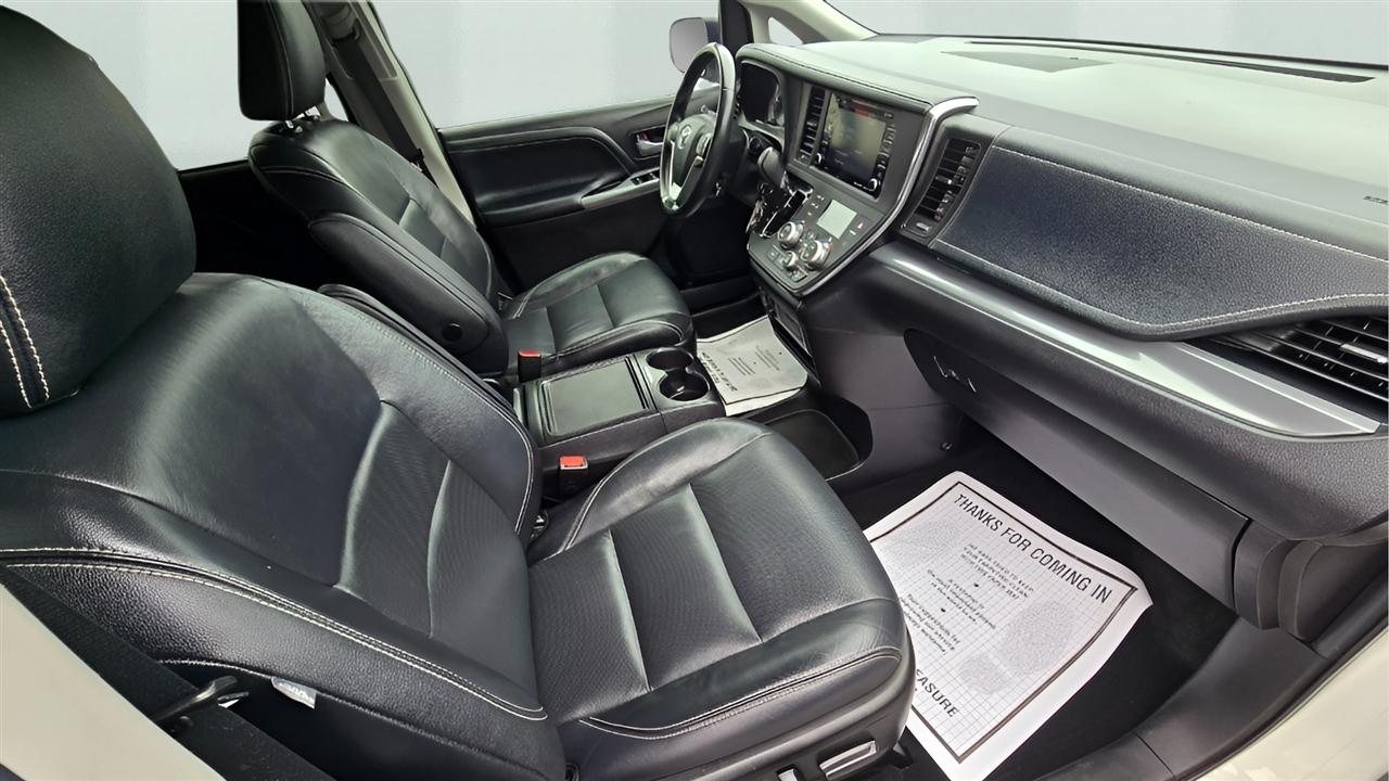 Toyota Sienna SE 8-Passenger 2018