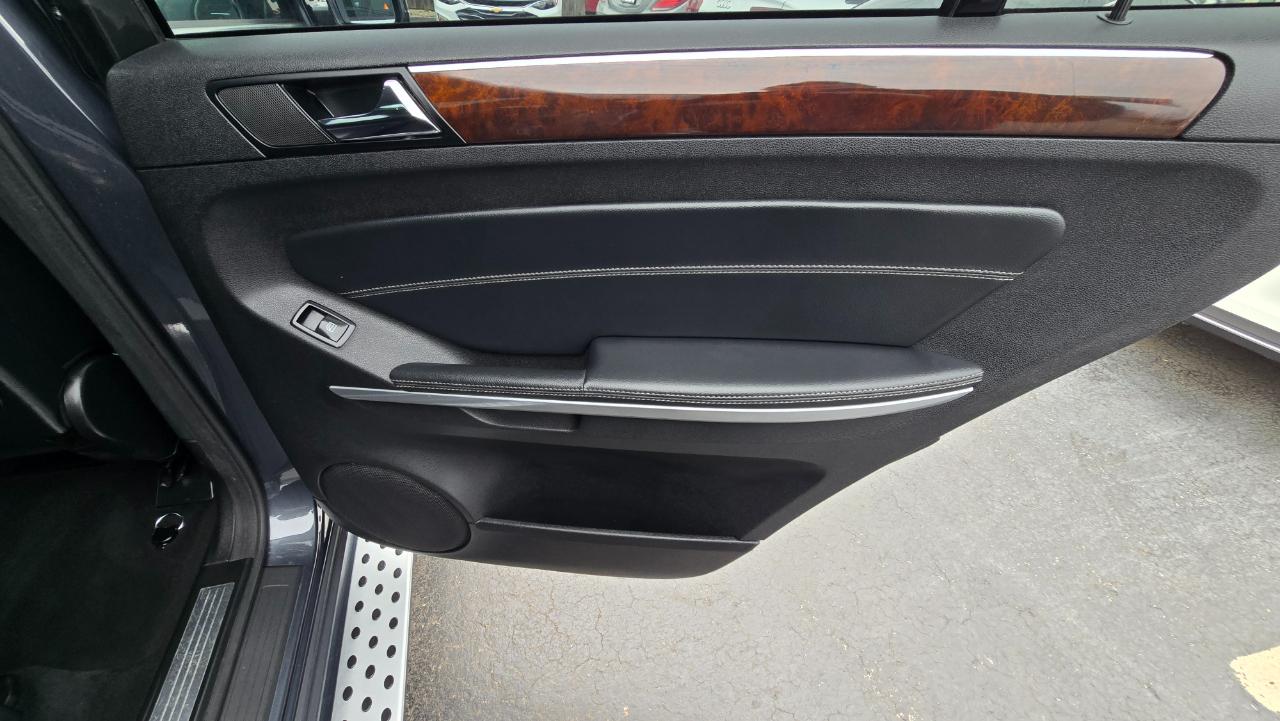 Mercedes-Benz GL-Class GL450 4MATIC 2011
