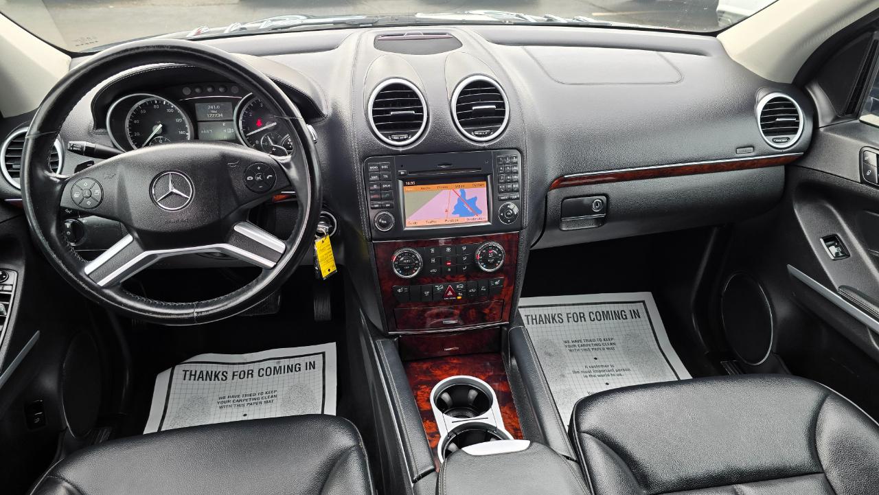 Mercedes-Benz GL-Class GL450 4MATIC 2011