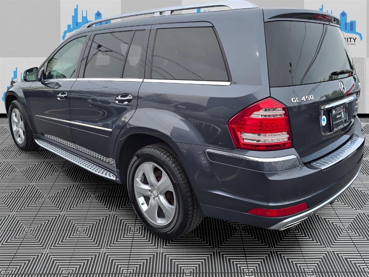 Mercedes-Benz GL-Class GL450 4MATIC 2011