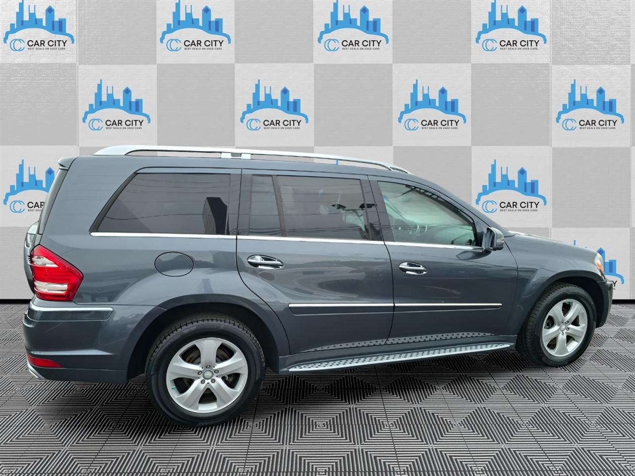 Mercedes-Benz GL-Class GL450 4MATIC 2011