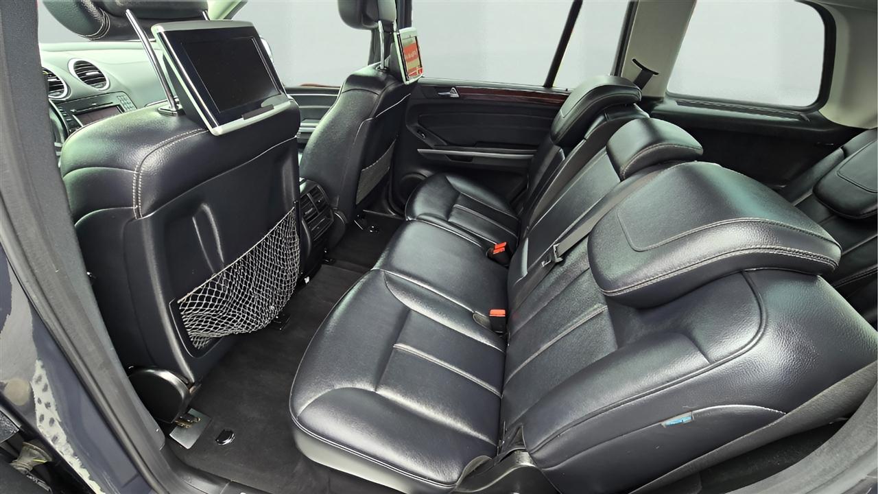 Mercedes-Benz GL-Class GL450 4MATIC 2011