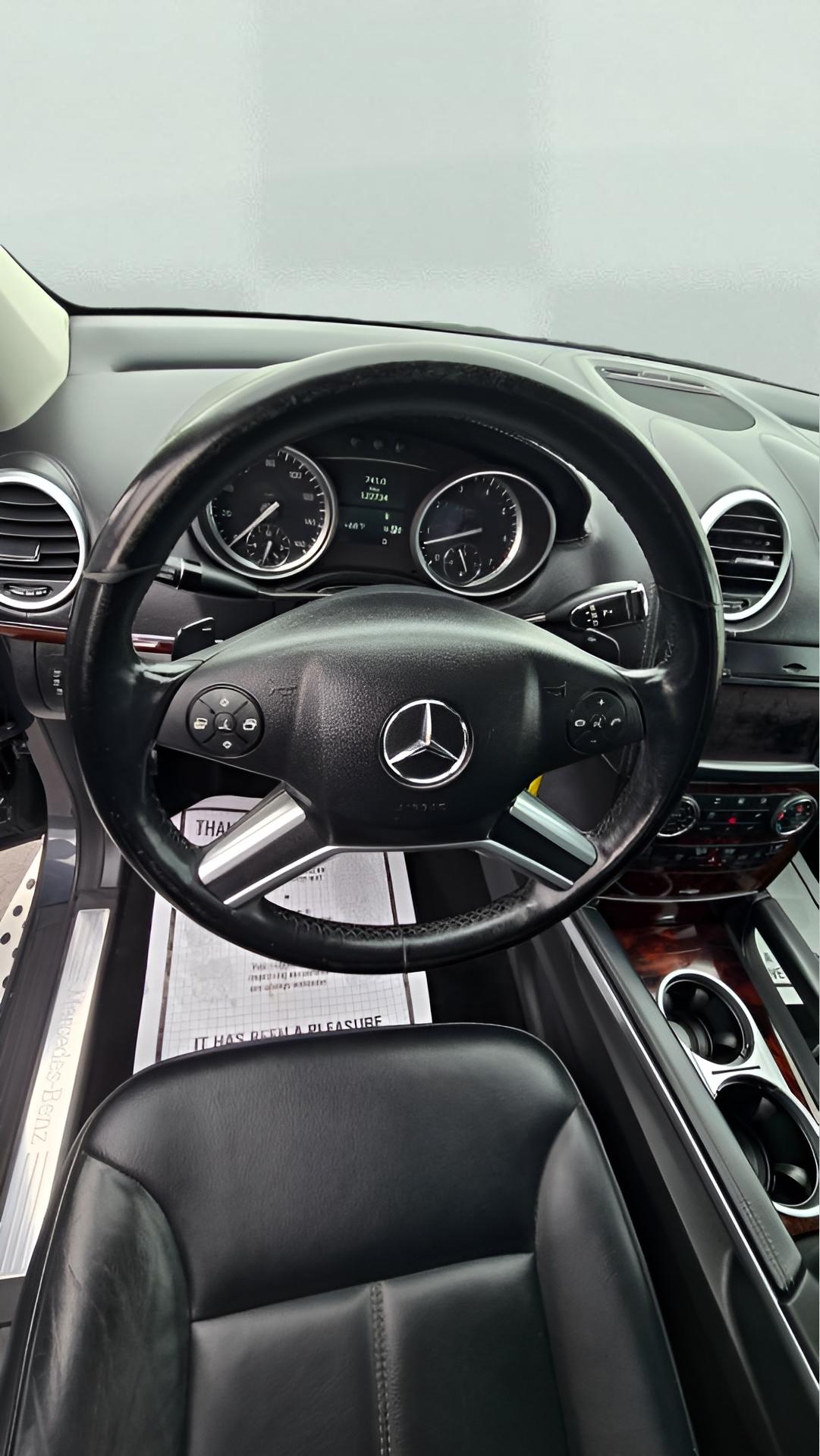 Mercedes-Benz GL-Class GL450 4MATIC 2011