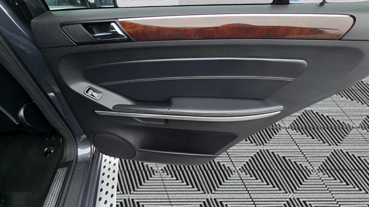Mercedes-Benz GL-Class GL450 4MATIC 2011