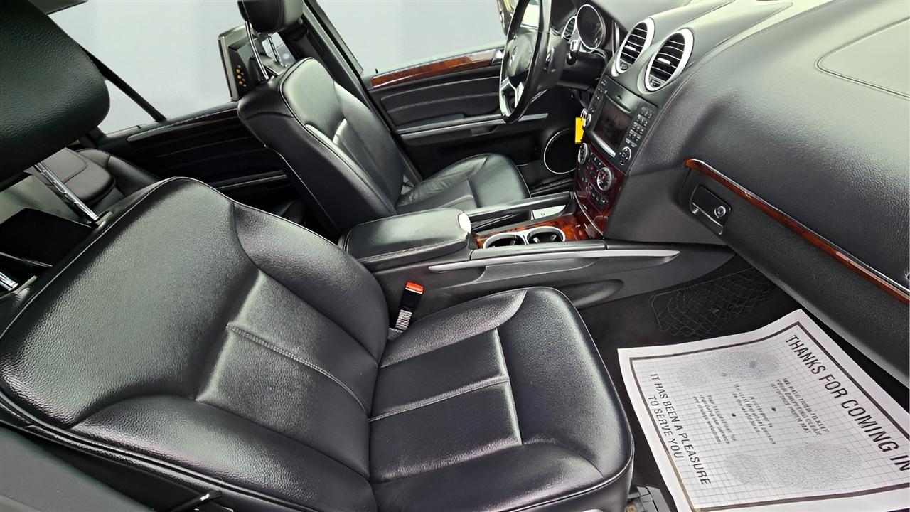 Mercedes-Benz GL-Class GL450 4MATIC 2011