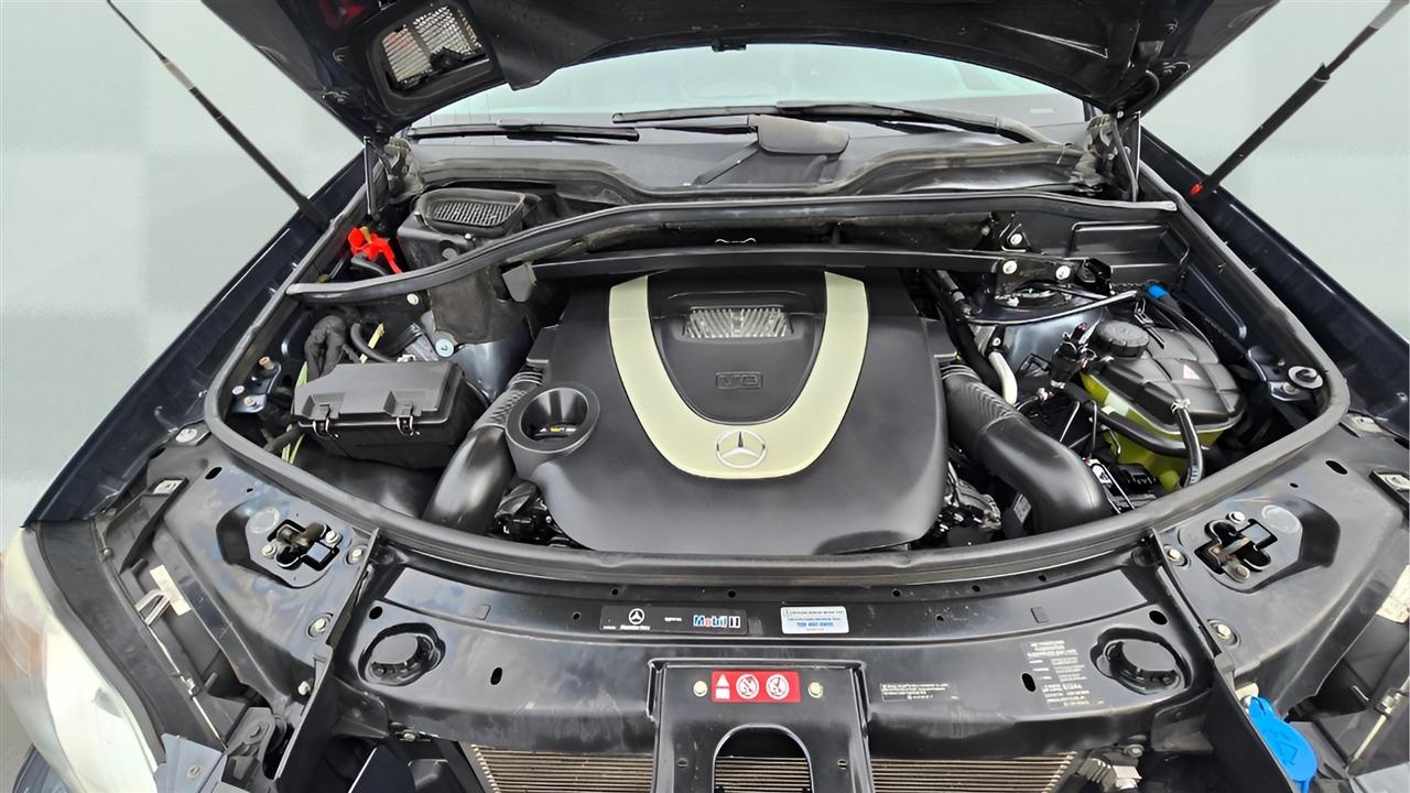 Mercedes-Benz GL-Class GL450 4MATIC 2011