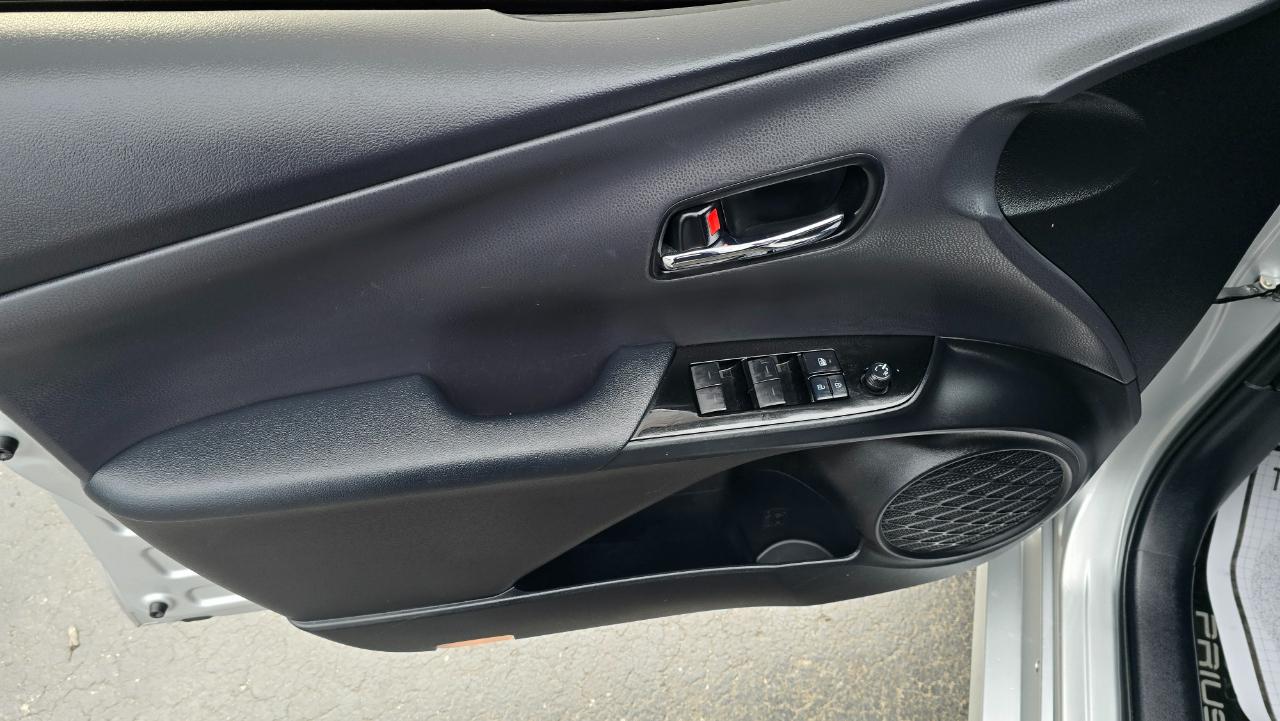 Toyota Prius Limited 2020