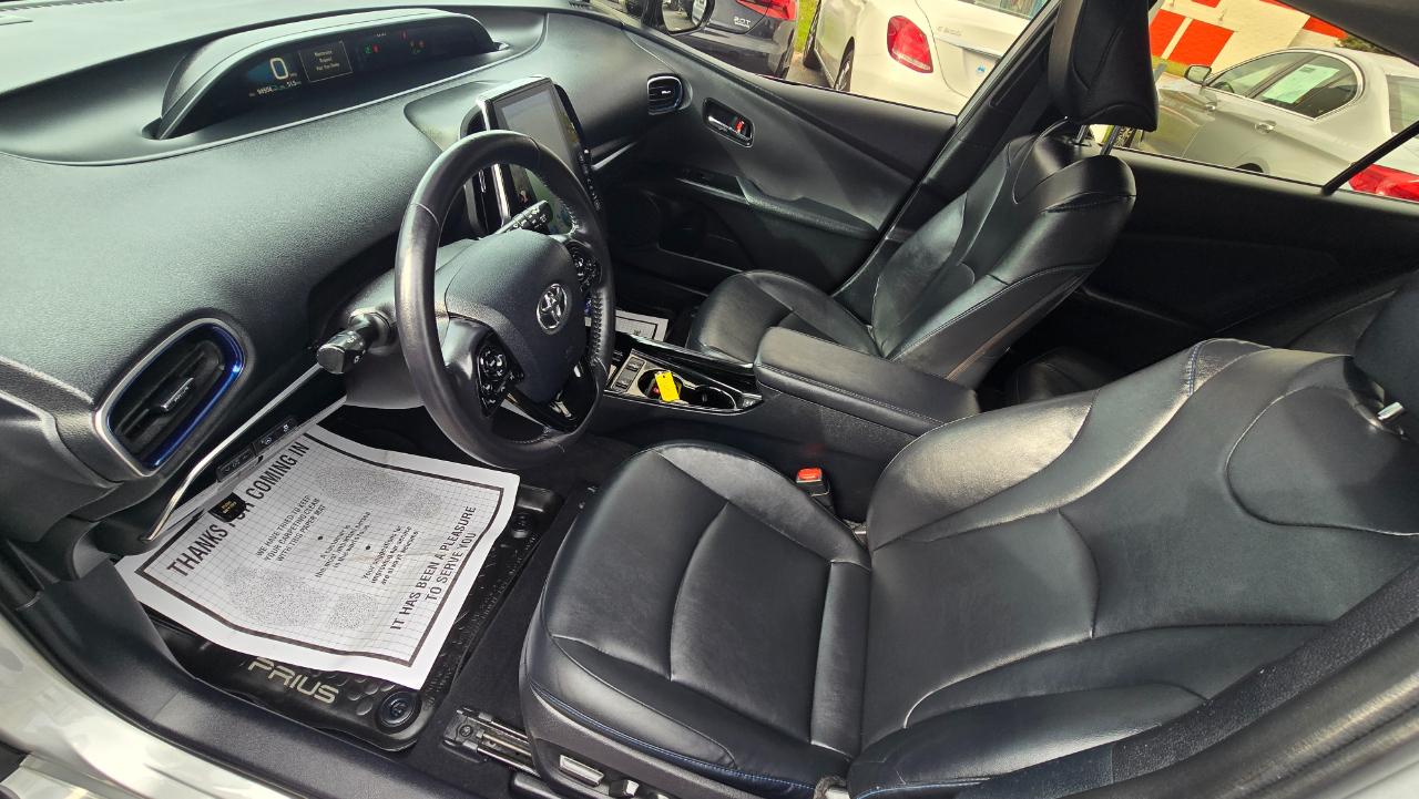 Toyota Prius Limited 2020