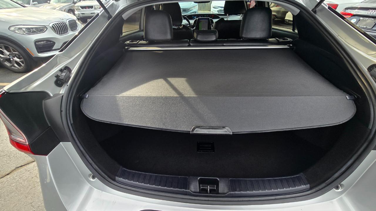 Toyota Prius Limited 2020
