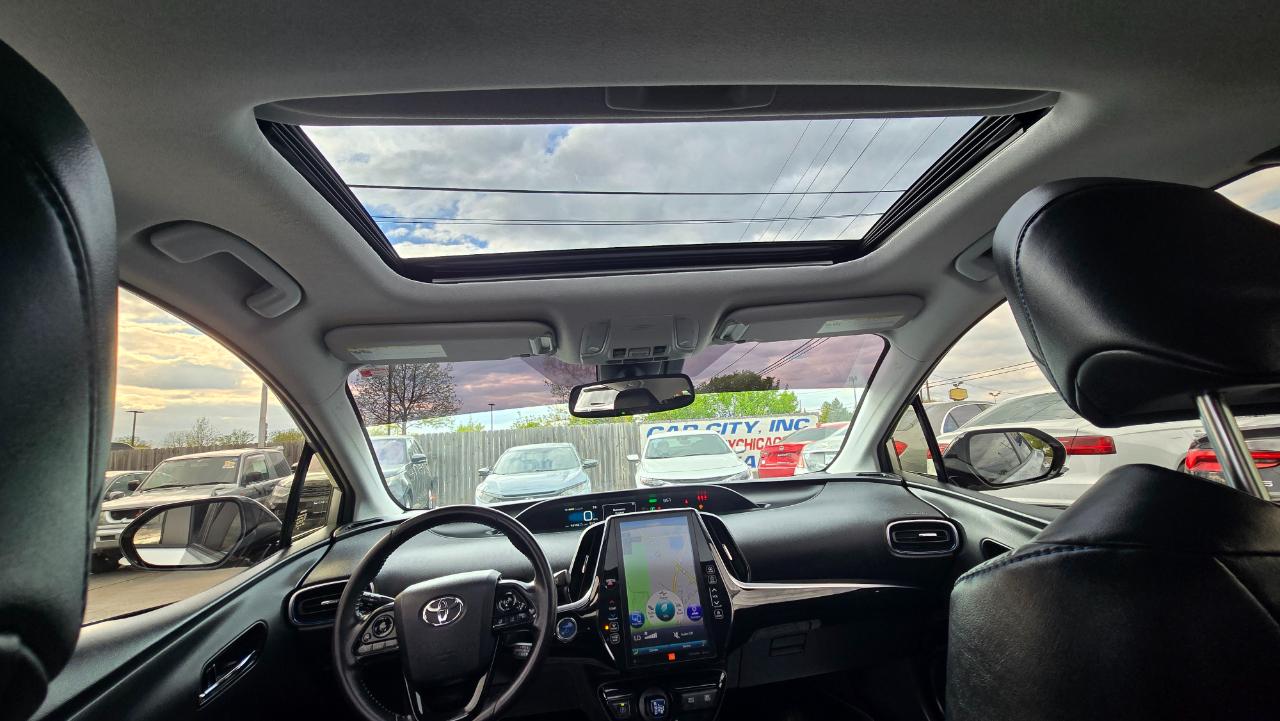 Toyota Prius Limited 2020