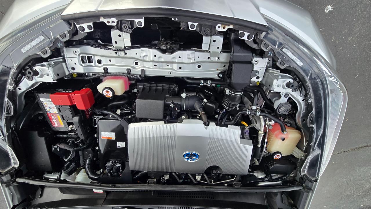 Toyota Prius Limited 2020