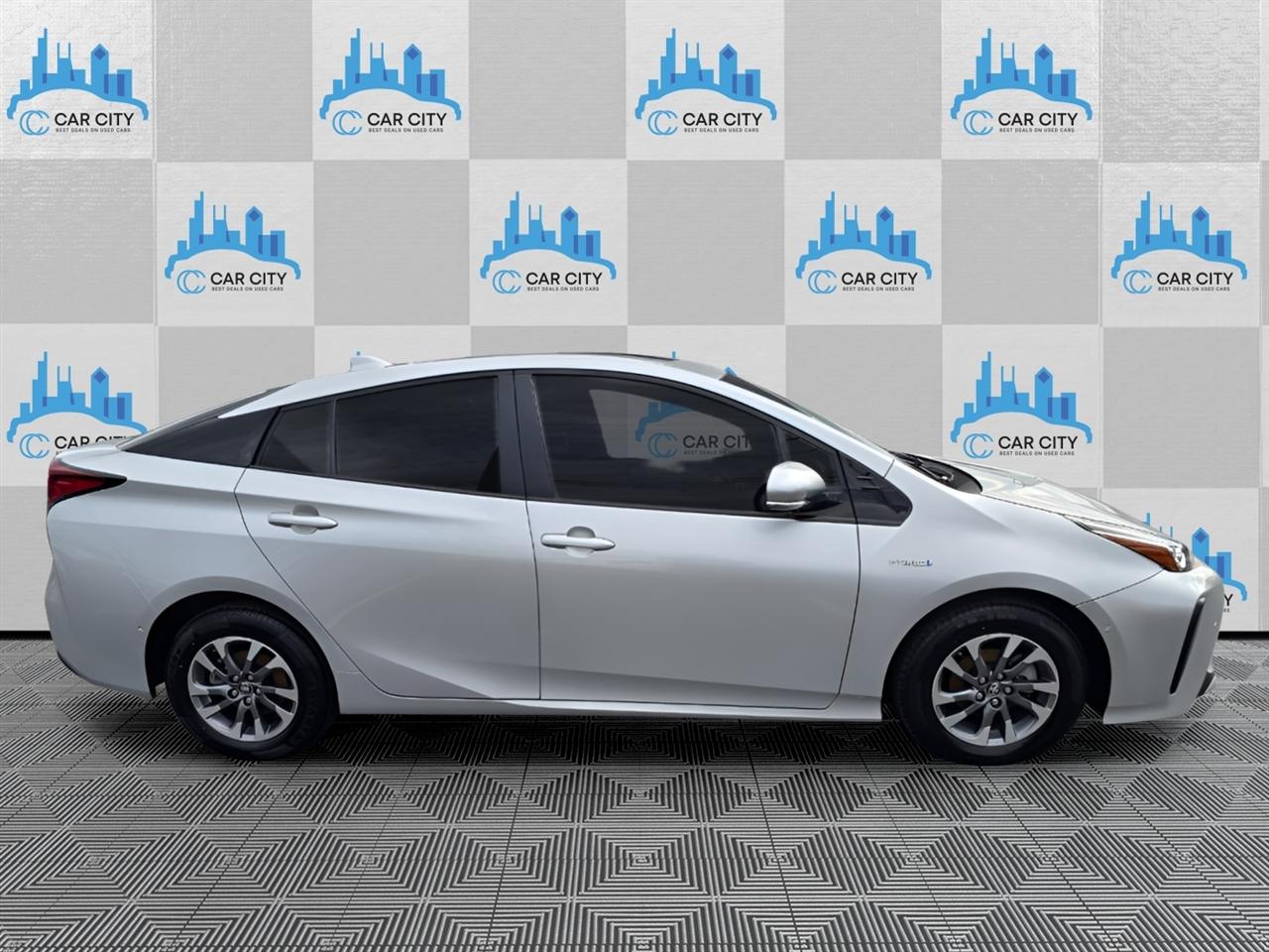 Toyota Prius Limited 2020