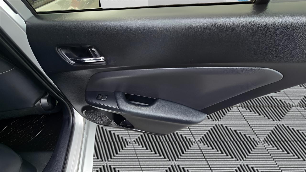 Toyota Prius Limited 2020