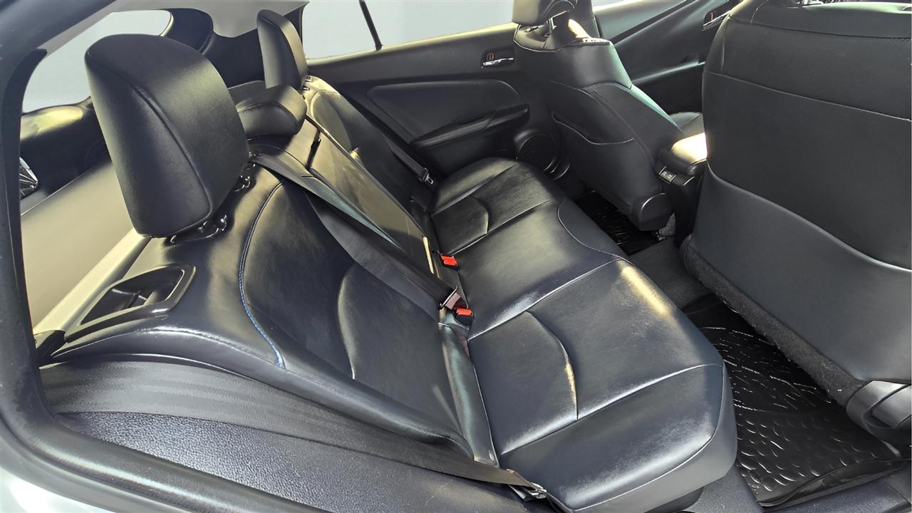 Toyota Prius Limited 2020