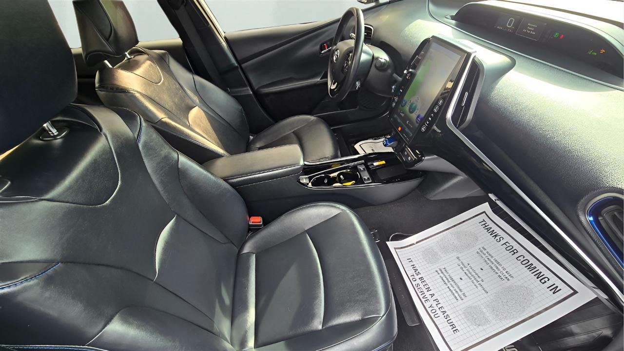 Toyota Prius Limited 2020