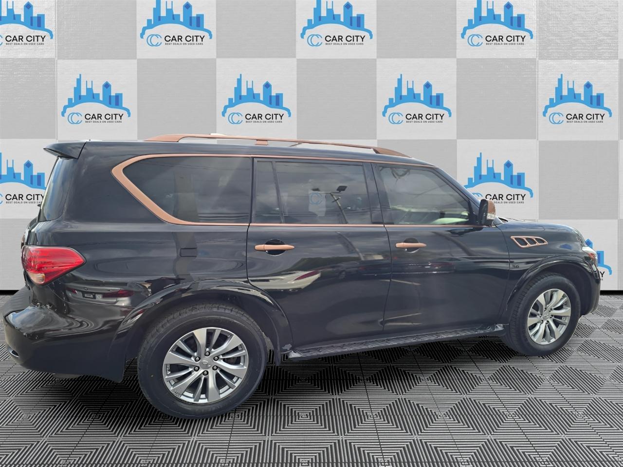 Infiniti QX80 4WD 2017
